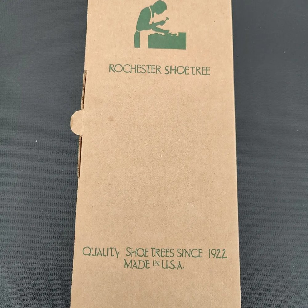 Rochester Cedar Shoe Trees XL - Picture 3 of 7